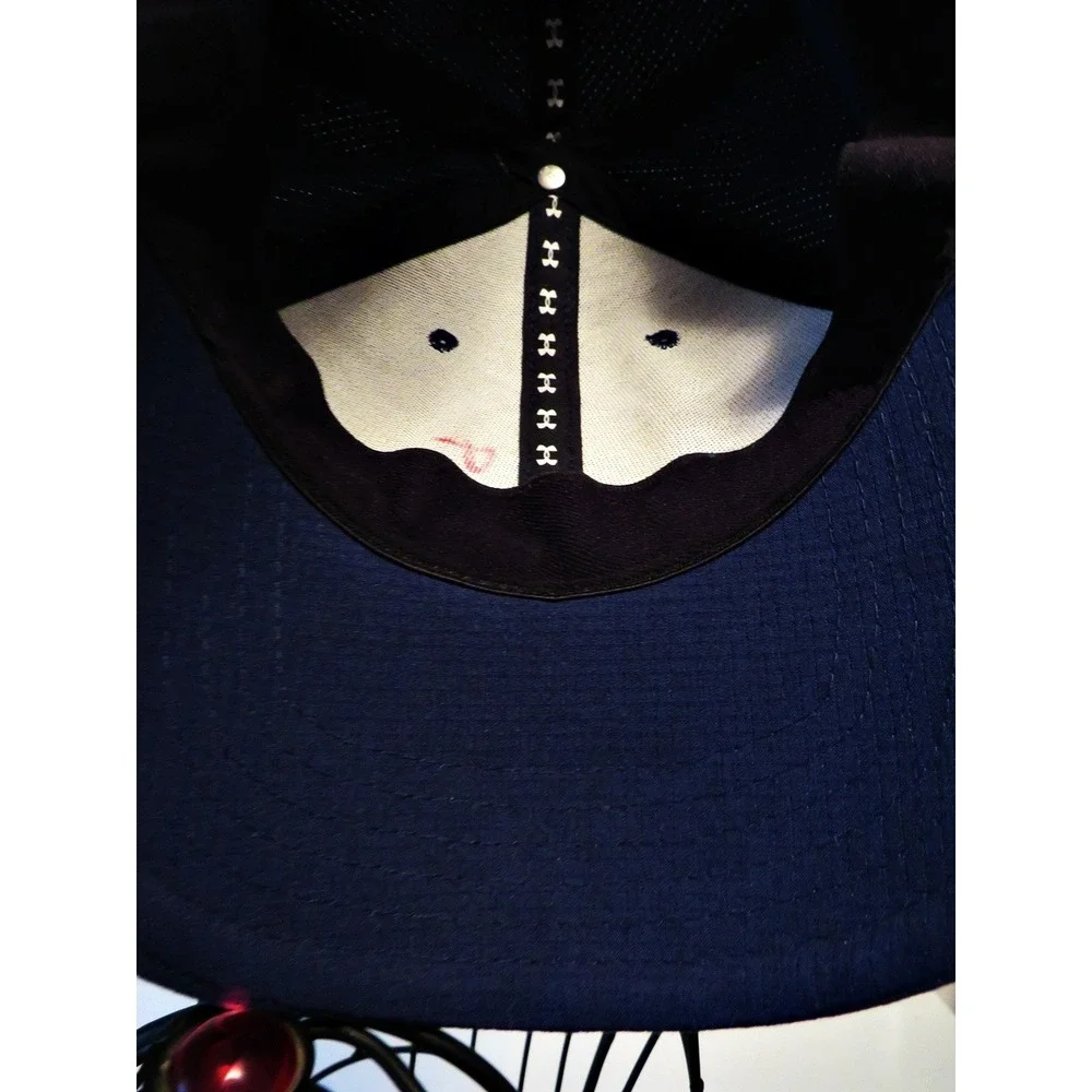 Under Armour Golf Fitted Hat Cap Navy Blue XL/2XL Stretch Fit Embroidered Logo